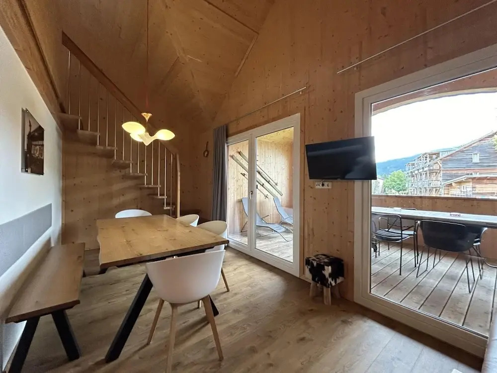 Spacious Apartment Near ski Area