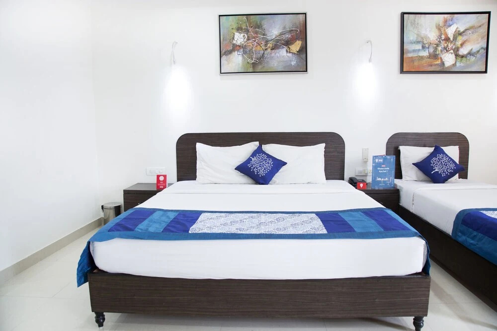 OYO 6130 Hotel N7