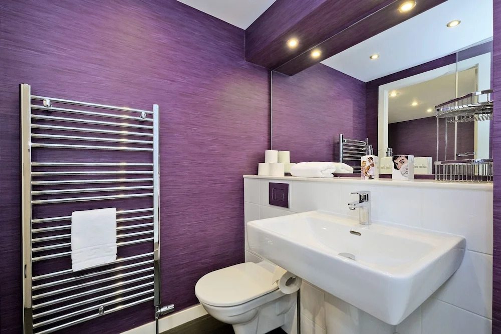 Trendy Home in Aberdeen
