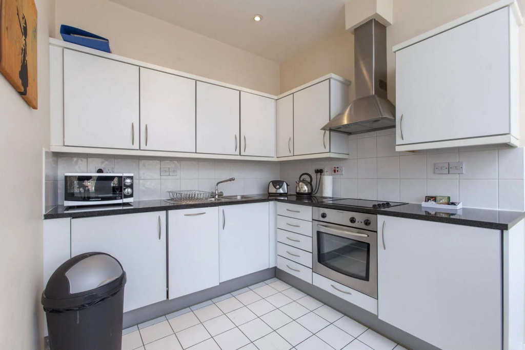 Club Living - Barbican Apartments