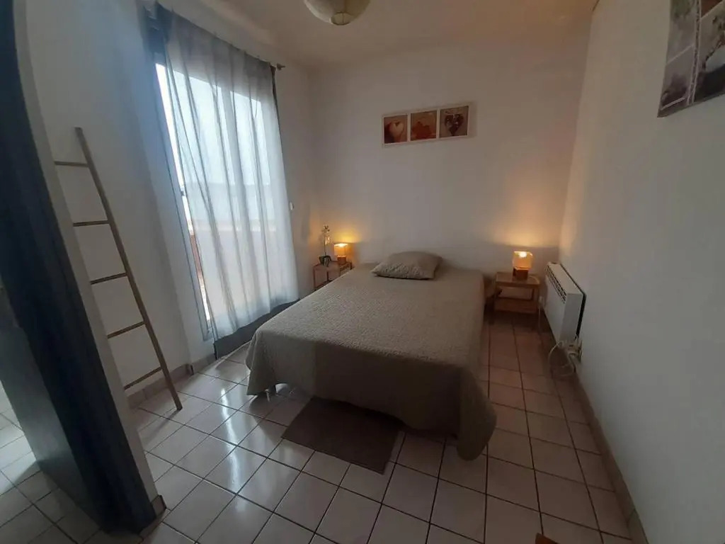 Appartement Balaruc-les-Bains, 2 pièces, 2 personnes - FR-1-571-32