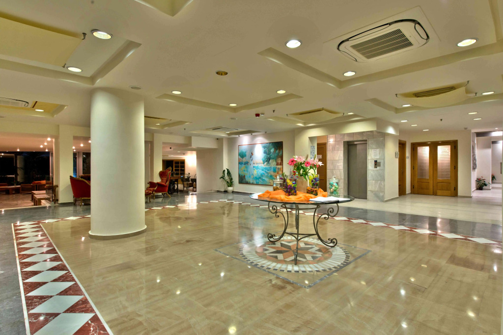 Minos Hotel