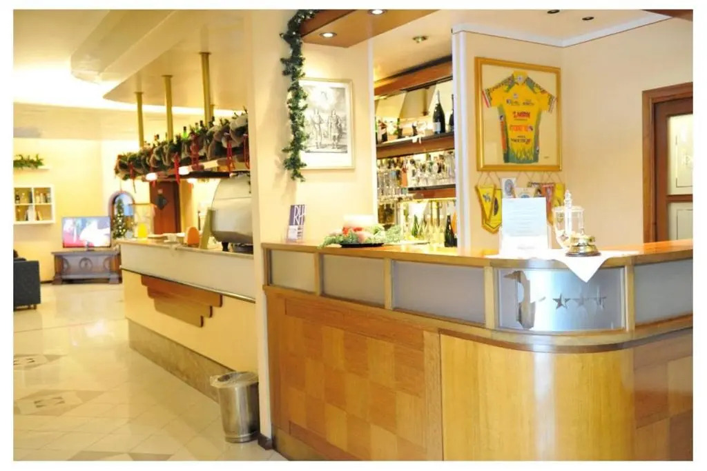 Rometta Hotel