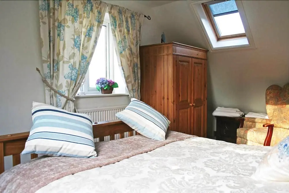 Avon Lodge