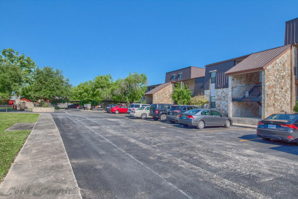 Seele Street River Retreat SS B11