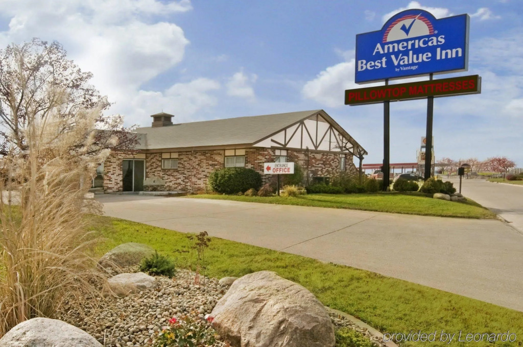 Americas Best Value Inn - Osceola