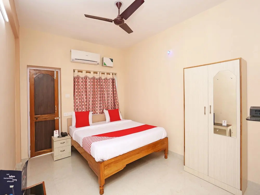 Oyo 11866 N J Residency