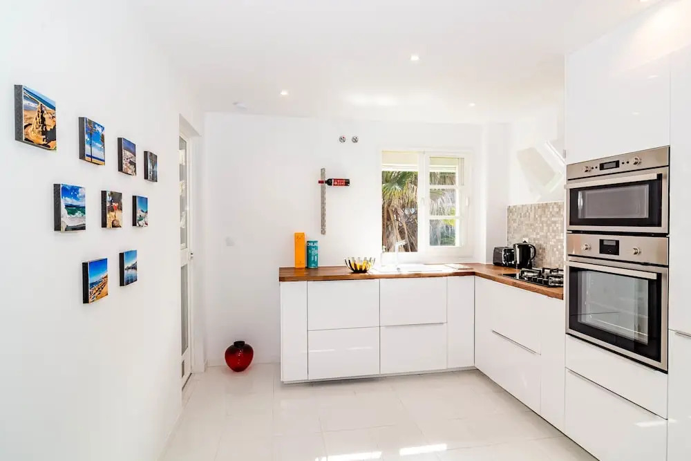 CNA-2 bedroom with large roof terrace