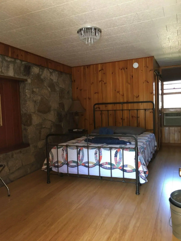 Marshalls Creek Rest Motel