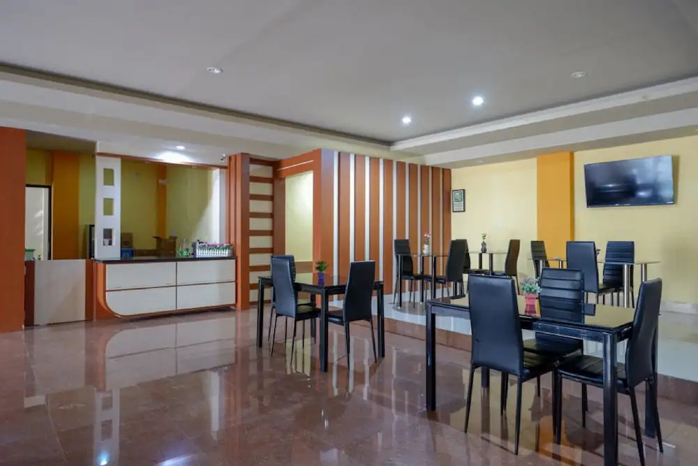 Airy Tanjung Tururuka 43 Palu