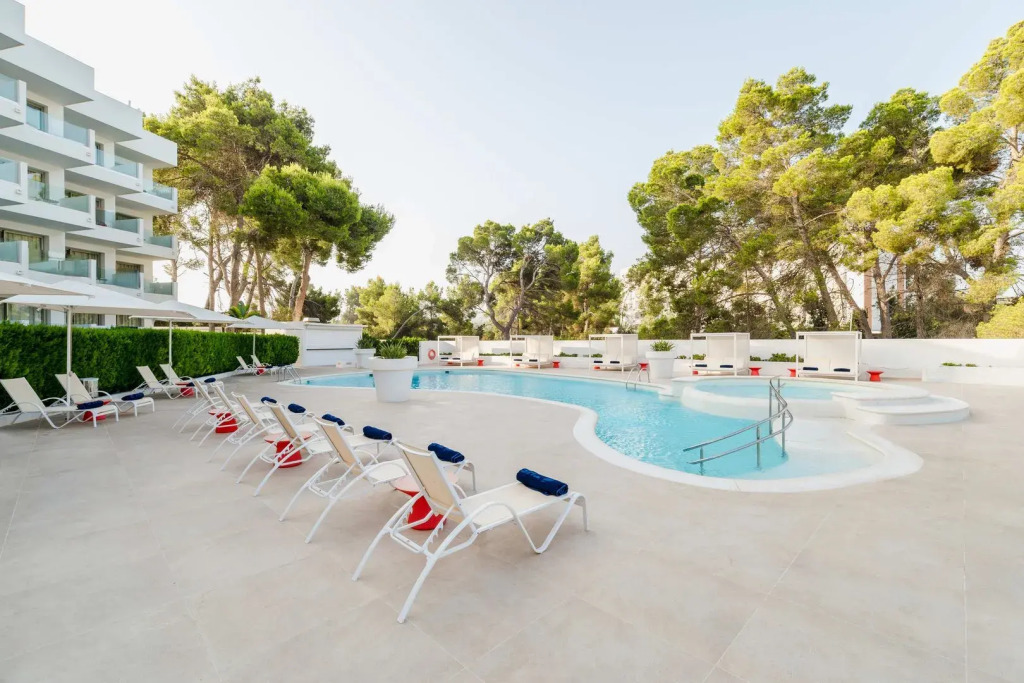 THB Naeco Ibiza
