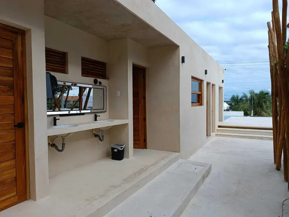 Hotel y Eco-Cabañas Azul María Bacalar