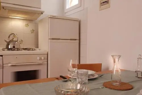 Andrea Da Faenza Halldis Apartment