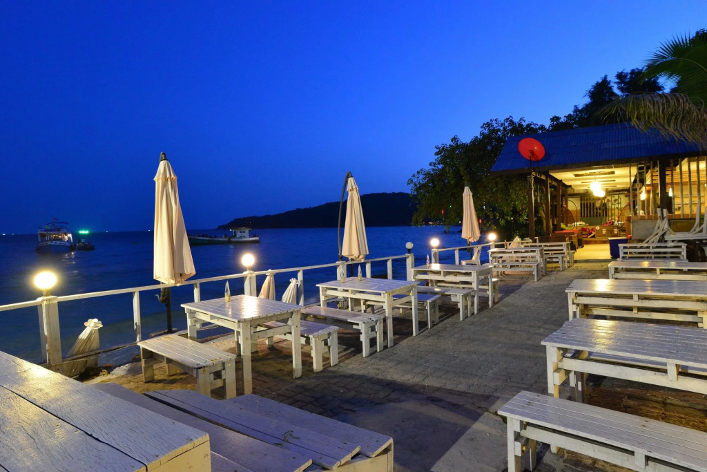 Sangthian Beach Resort