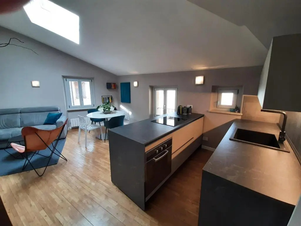 MoAA - Modern Art Apartment