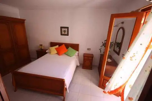 Chalet grandes dimensiones porche. jardin y bbq R Vientos