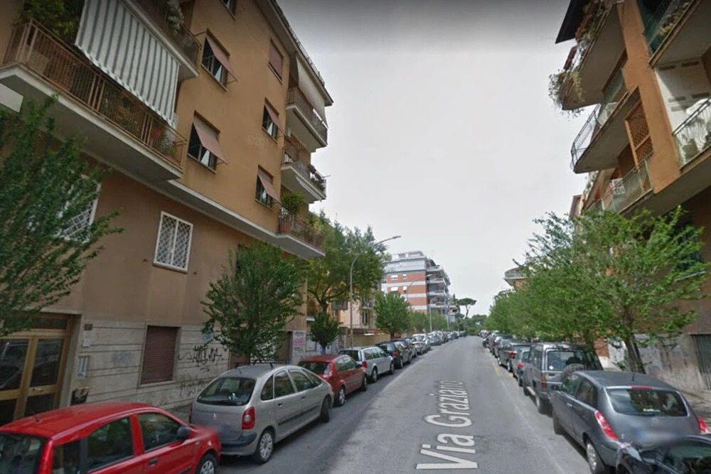 Sunny Flat With a Large Terrace Close to Vatican, Serviced by Hostmake