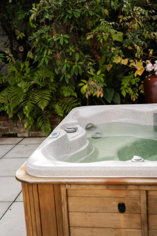 The Bealey Villa-Spa Retreat