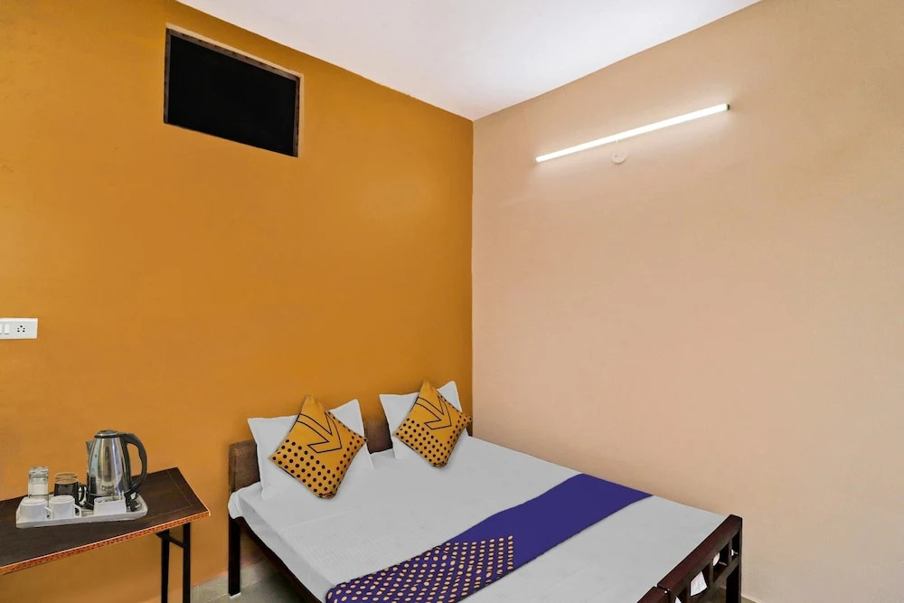 Shivram Hotel by OYO Rooms
