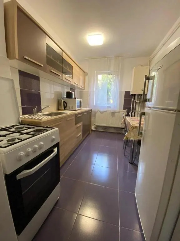Apartament Untold