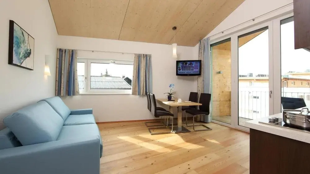 Die Dorfvilla - Includes Tauern Spa Kaprun Wellness Access 13 km away