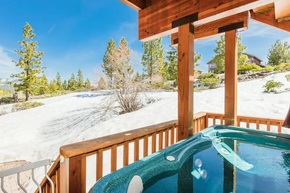 Pinnacle Vista by Tahoe Mountain Properties
