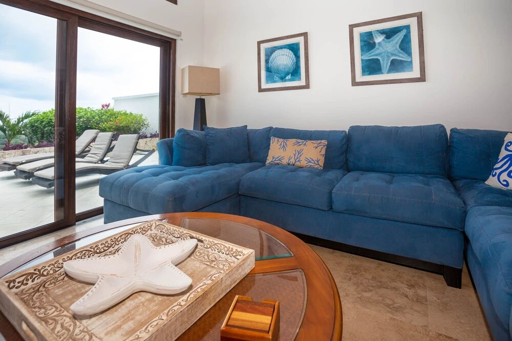Pristine Bay Villa 1304 with large pool - 3 bedroom condo