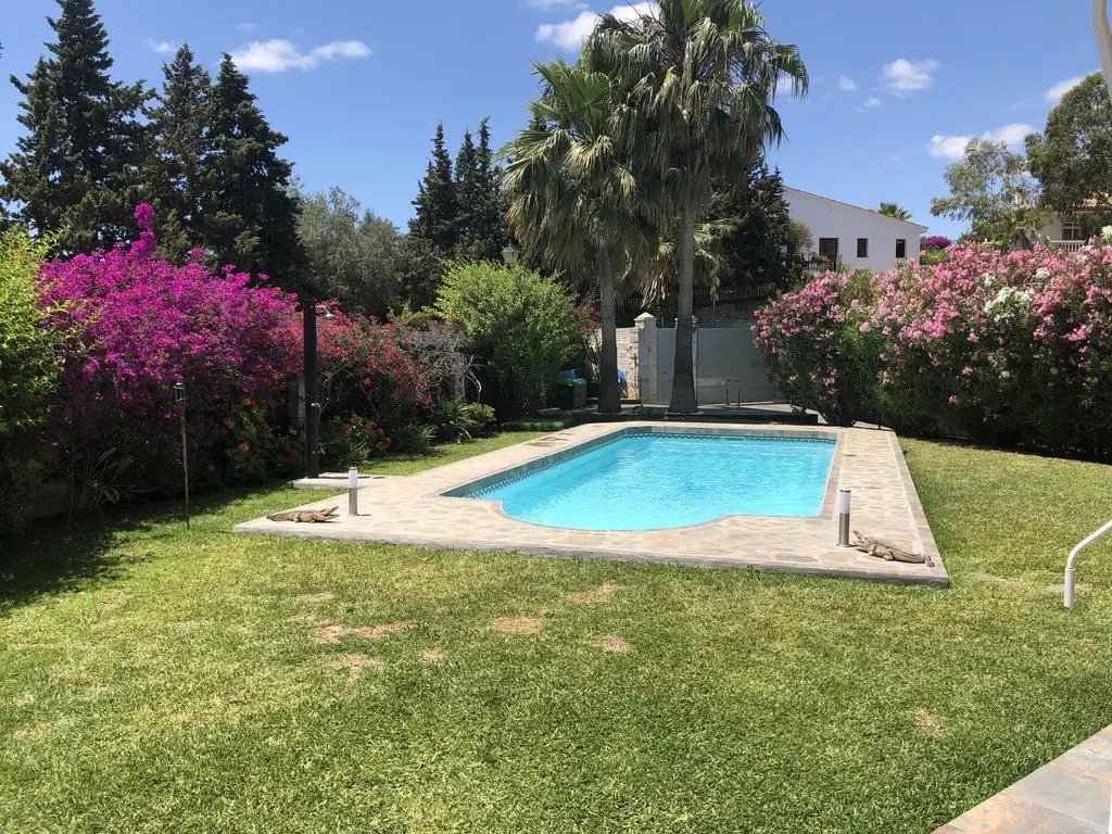 Villa Paraisos