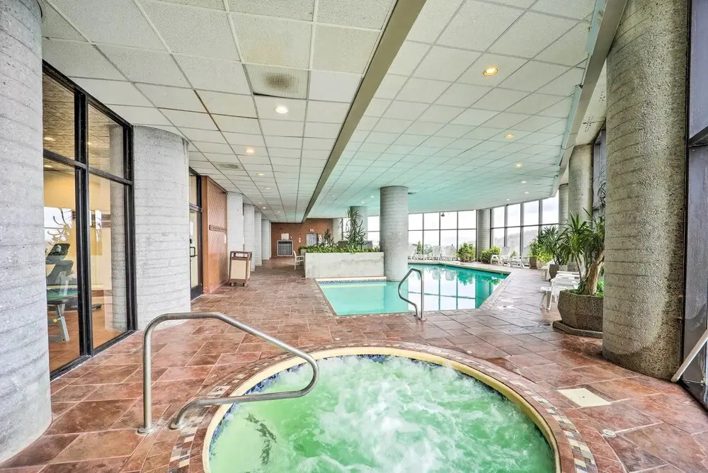 3 Mi to Sugar Mtn Slopes! Condo w/ Hot Tub & Pool
