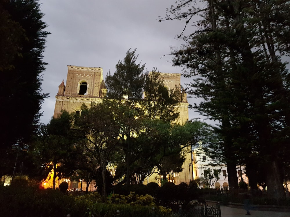 Hotel Catedral Cuenca