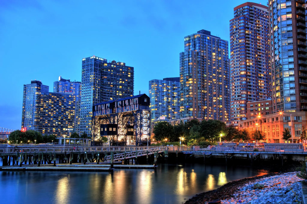 Queens County Inn and Suites Long Island City