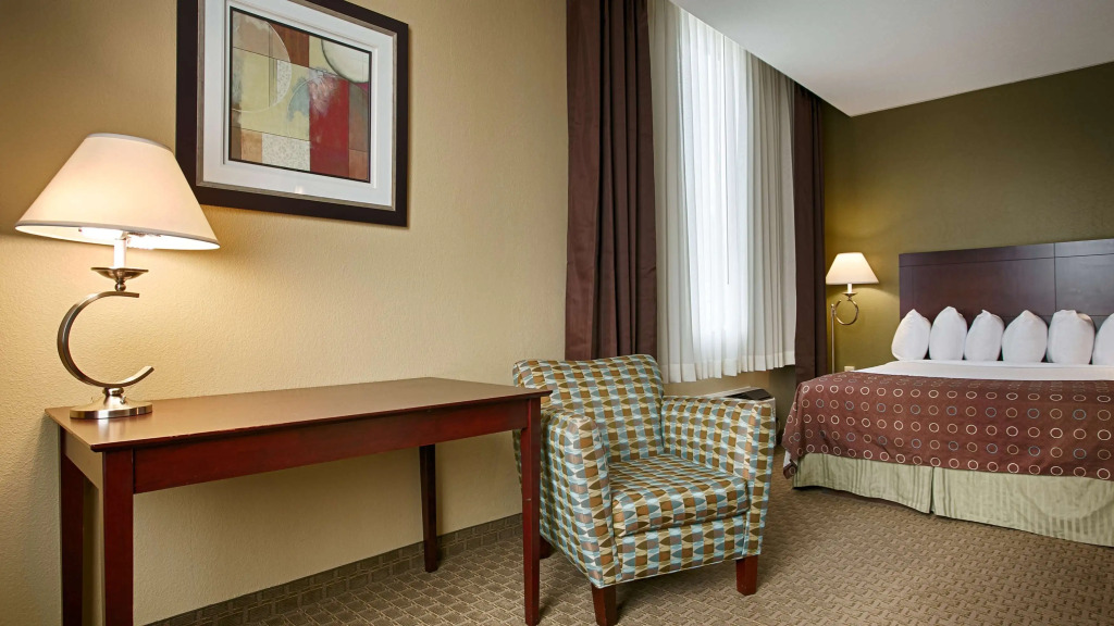 Best Western Airport Inn & Suites Cleveland