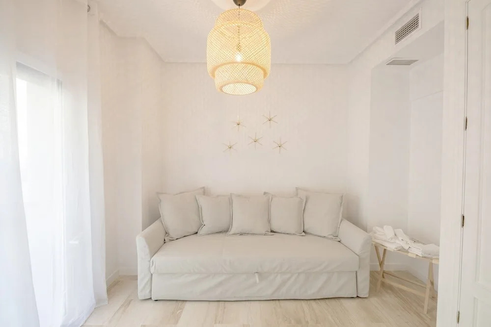 Luxury City Apartment