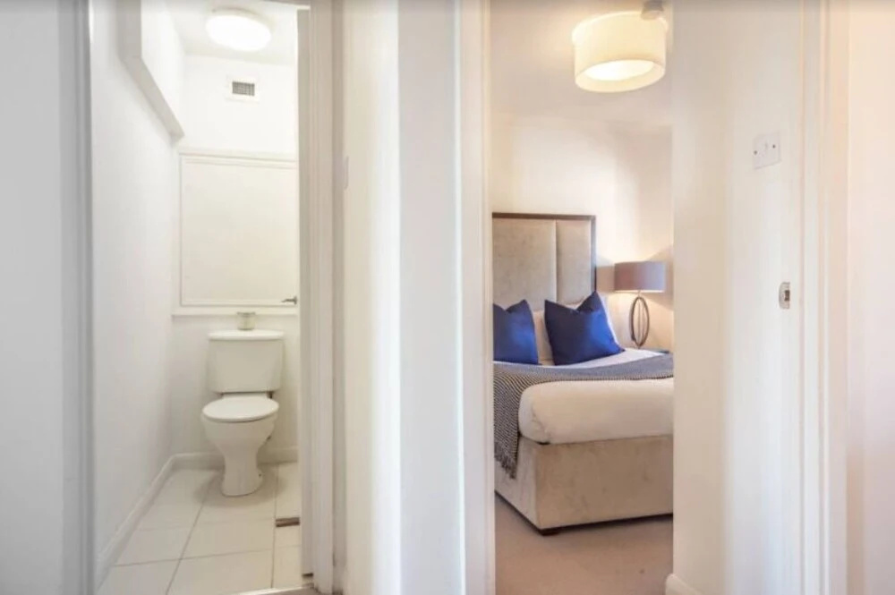 Bright 2 Bedroom Apartment In The Heart Of Chelsea