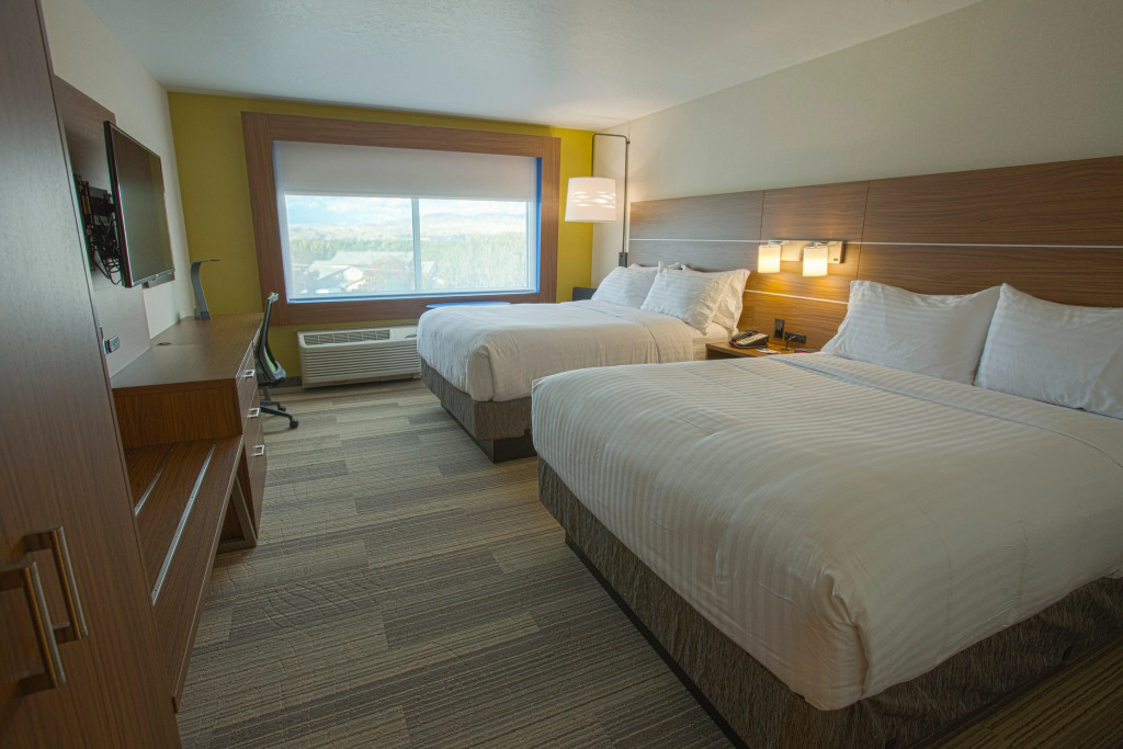 Holiday Inn Express & Suites Boise Airport by IHG
