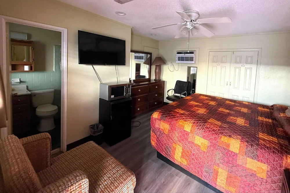 Riviera Motel Elba Near Enterprise US 84