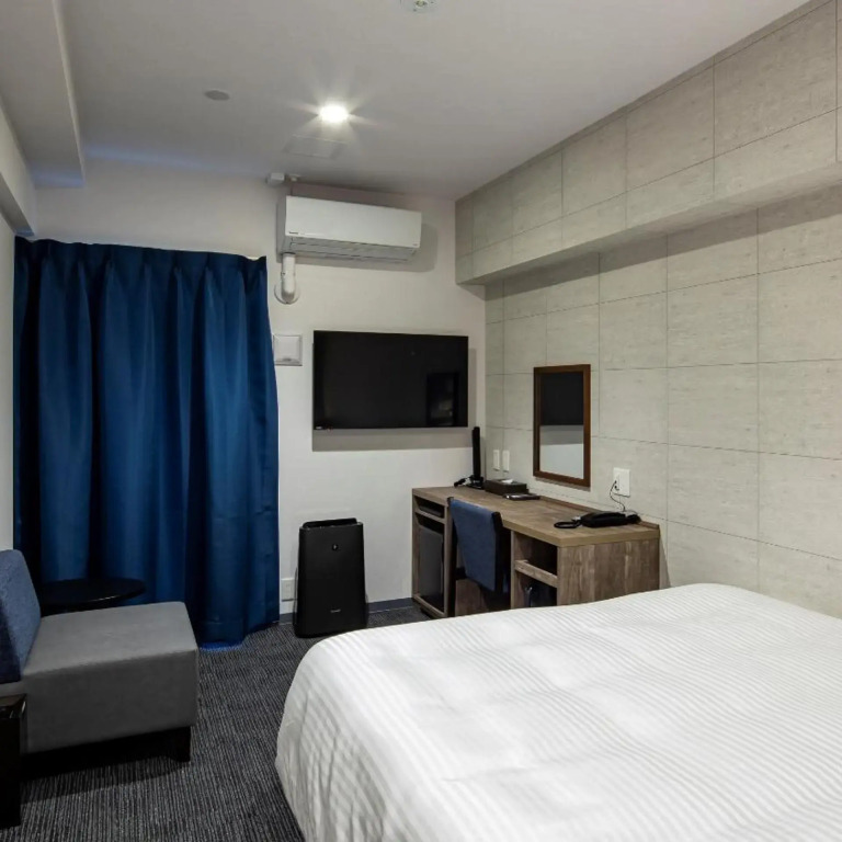 Hotel Reference Tenjin III