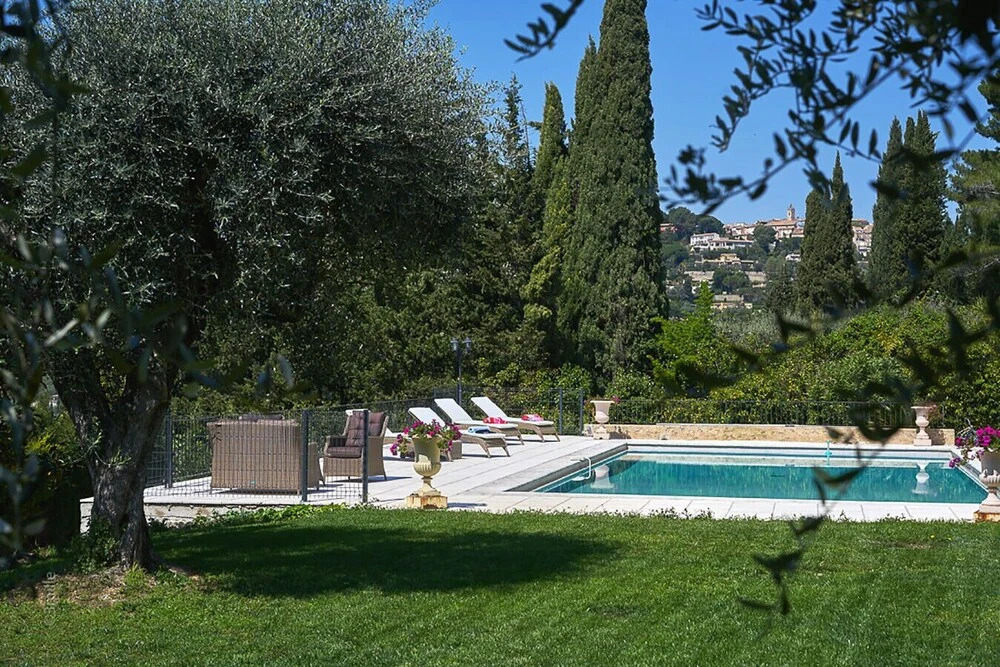 L'ORANGERAIE VI2077 by RIVIERA HOLIDAY HOMES