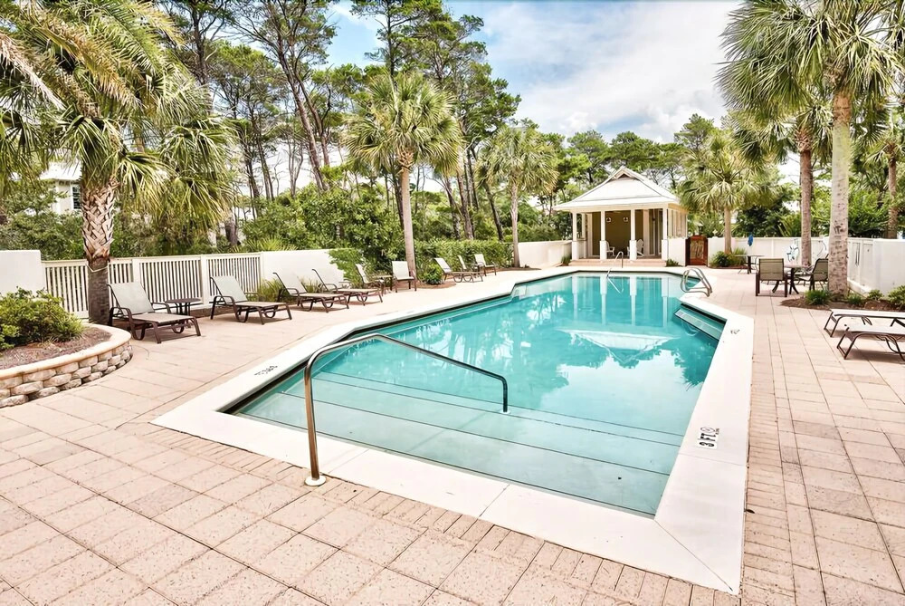 Sunny 30a House W/ Shared Pool 4 Bedroom Home