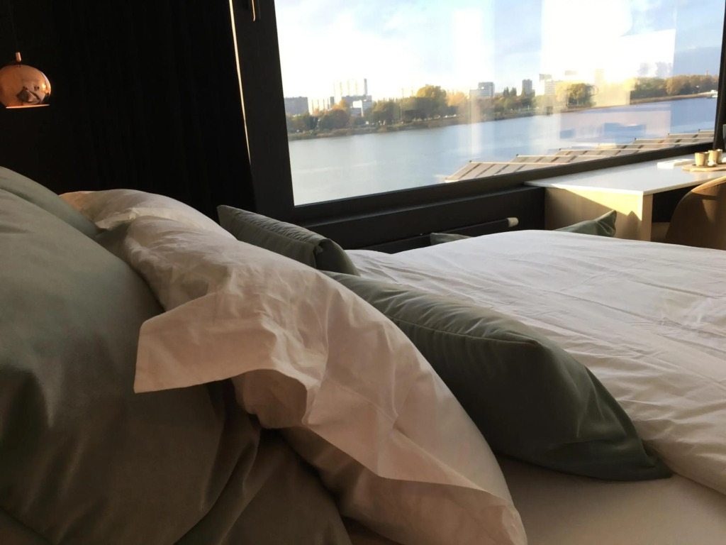 SLEEP INN - Kaai11, Riverview Lofts & Suites
