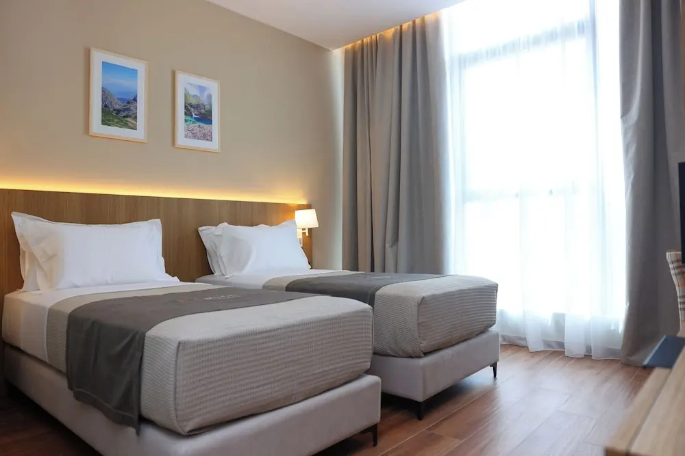 Mece Hotel Tirana