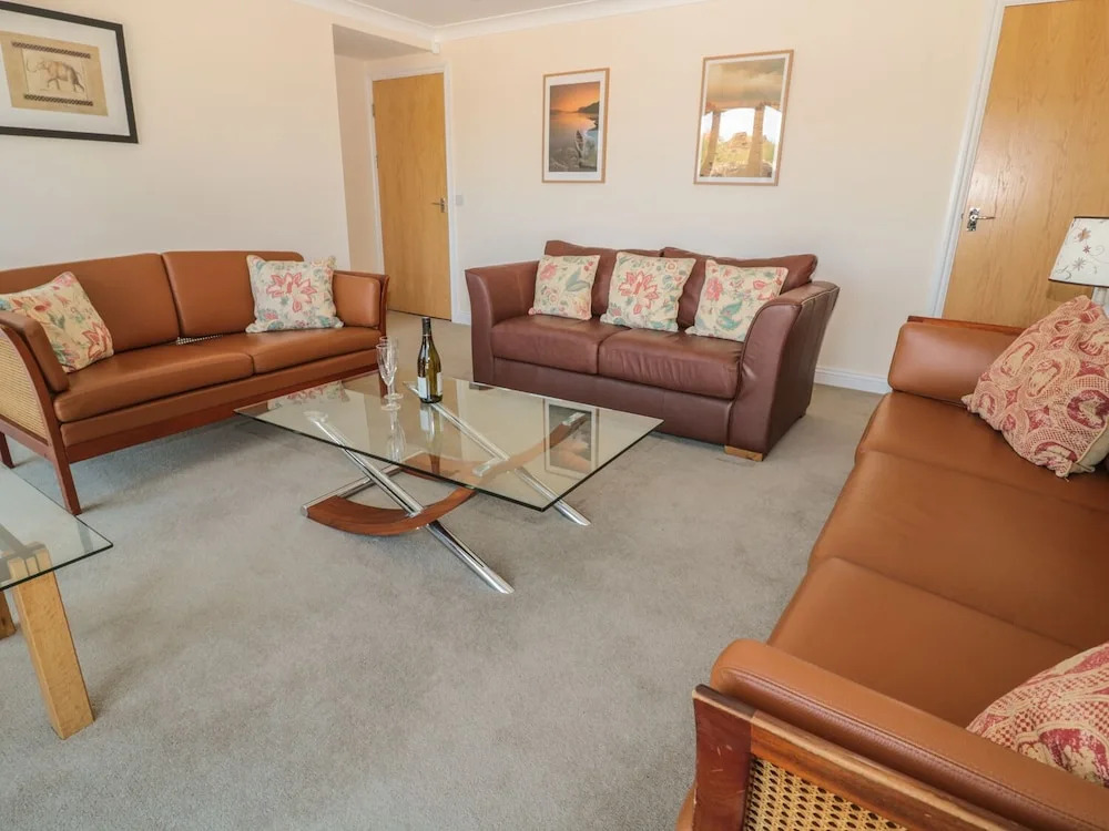 11 the Steadings
