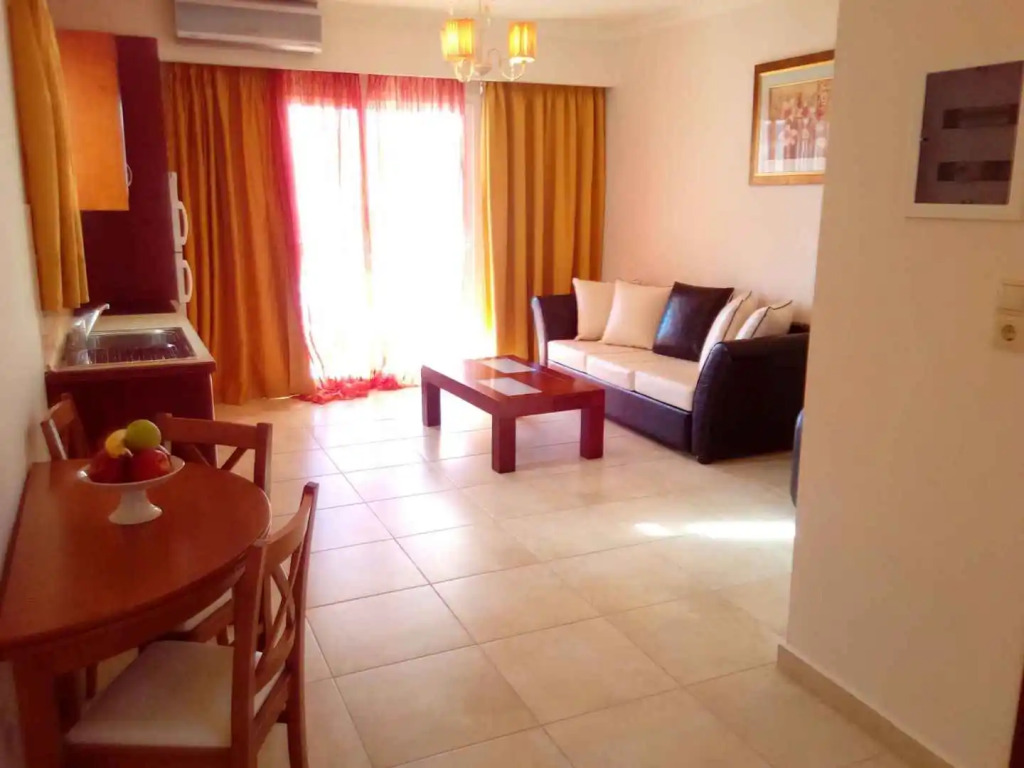 Royal Beach Hotel