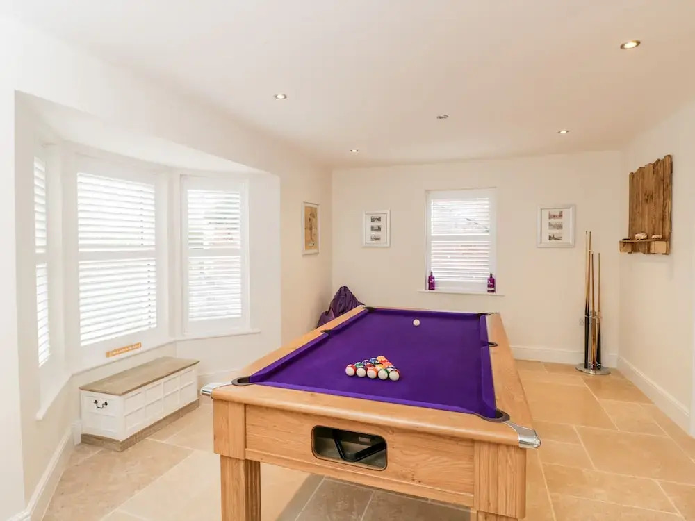 49 Ulwell Road