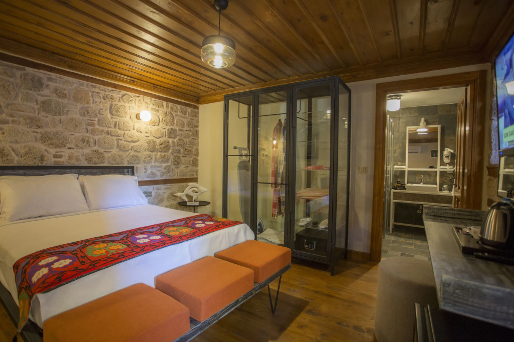 Char Me Hotel