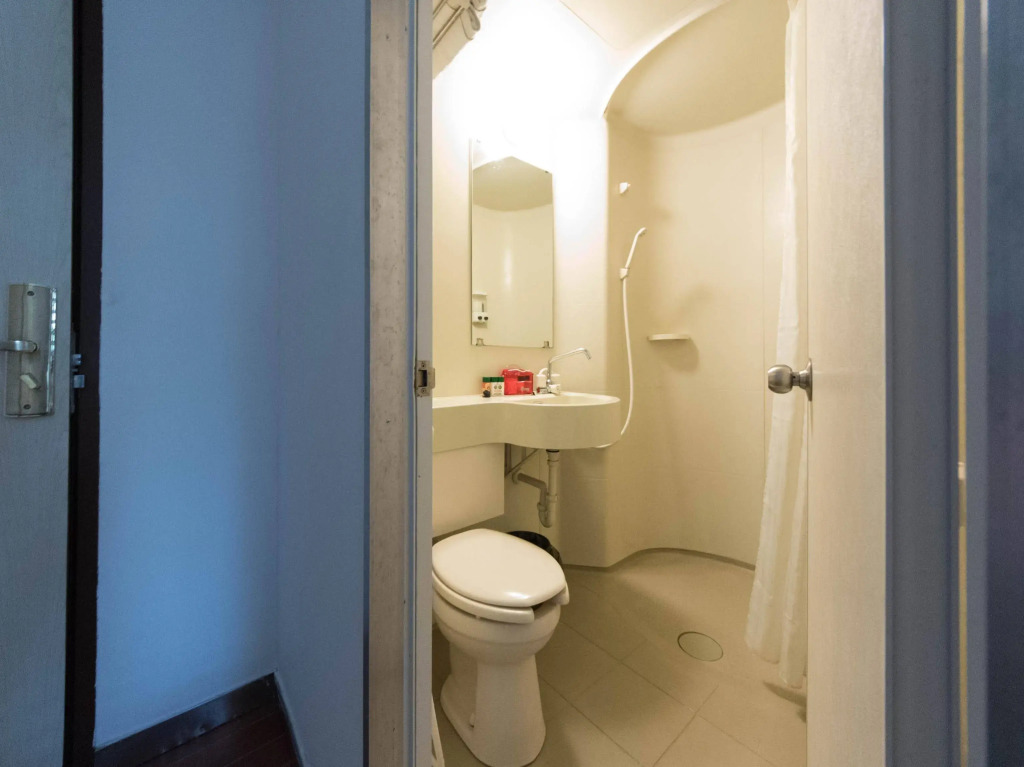 OYO Rooms Chowkit Maju Junction Mall