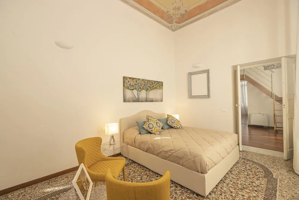 Homes in Genoa Deluxe