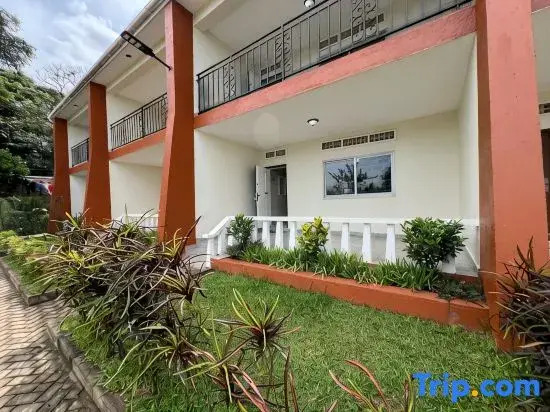 Luxury Lakeview flat 8 mins from Speke Resort