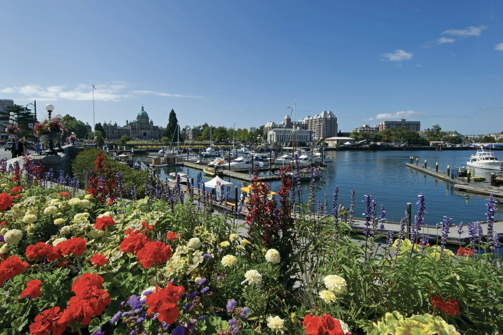 DoubleTree by Hilton Hotel & Suites Victoria