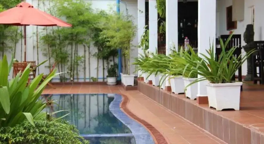 Lakeside Boutique Villa